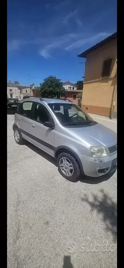 Usata Fiat Panda Climbing 60 CV (44 kW) 2008 Grigio Utilitaria