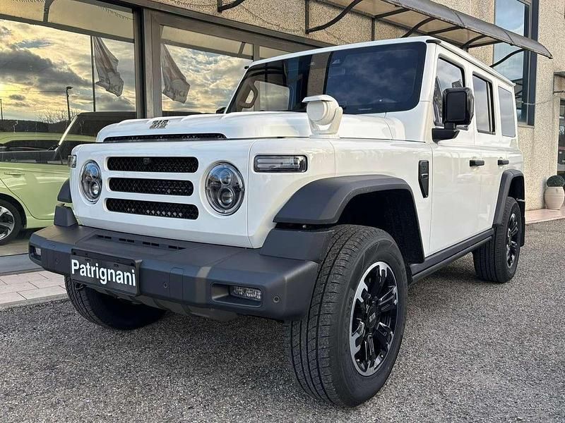 Nuova EMC 212 218 CV (160 kW) 2026 Bianco pastello SUV