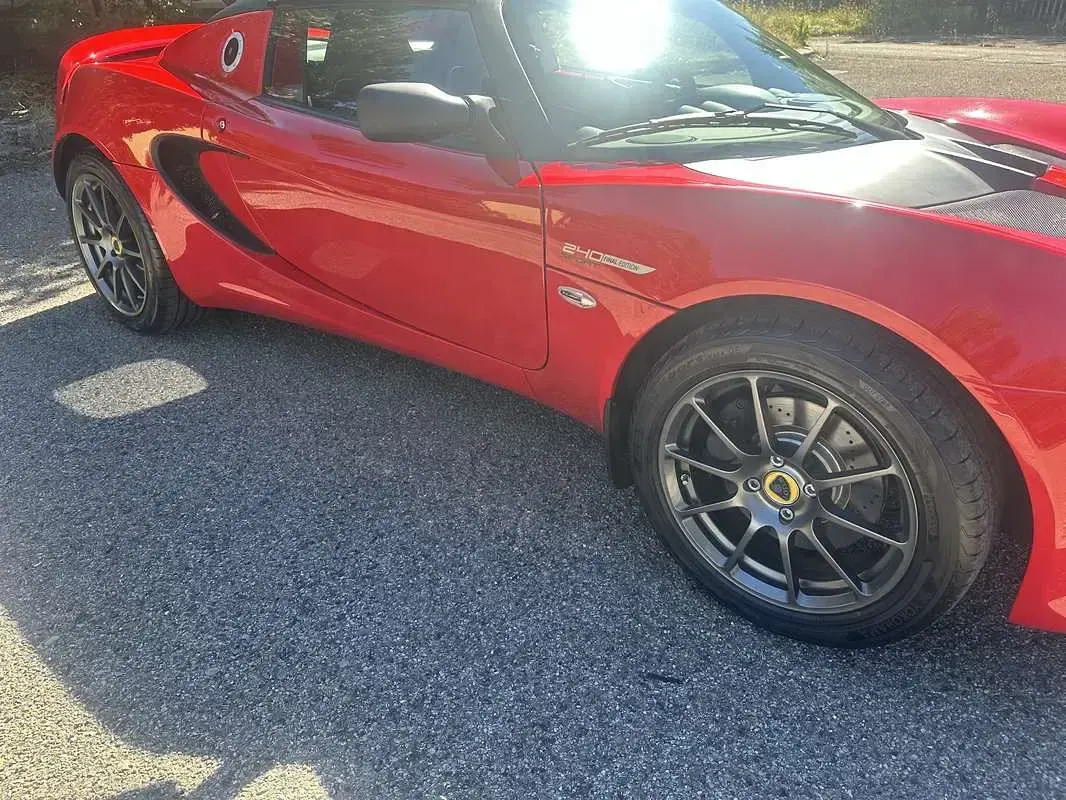 Begagnad Lotus Elise 243 HK (178 kW) 2022 Cab