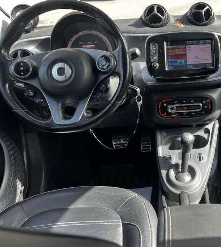 Usata Smart ForFour Prime 71 CV (52 kW) 2017 Bluazzurro Utilitaria
