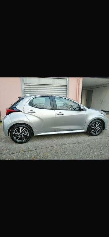 Usata Toyota Yaris Hybrid Trend 116 CV (85 kW) 2024 Berlina