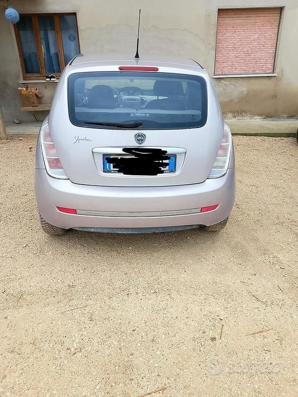 Usata Lancia Ypsilon 69 CV (50 kW) 2010 Utilitaria