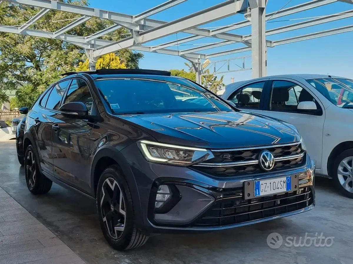 Usata VW Taigo R-line 116 CV (85 kW) 2025 Grigio SUV