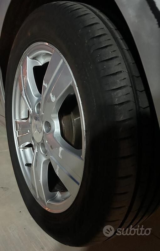 Usata Mercedes A180 95 CV (69 kW) 2011 Grigio Utilitaria