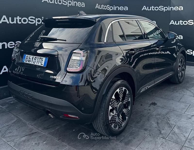 Usata Fiat 600 La Prima 110 CV (80 kW) 2025 Nero SUV