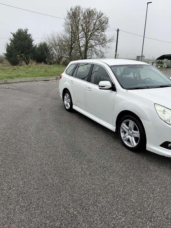 Usata Subaru Legacy Comfort 150 CV (110 kW) 2011 Station wagon