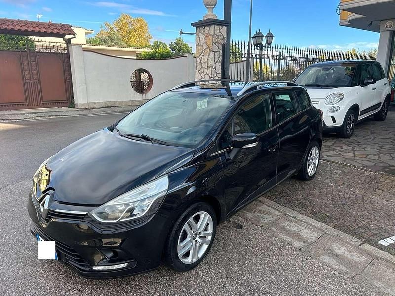 Usata Renault Clio GrandTour Intens 75 CV (55 kW) 2016 Nero Station wagon