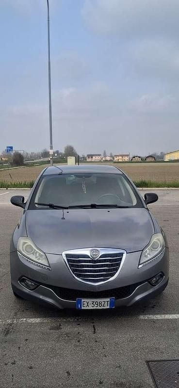 Usata Lancia Delta 120 CV (88 kW) 2013 Other Utilitaria