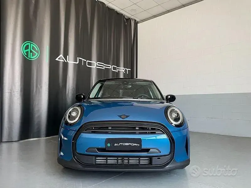 Usata Mini Cooper 136 CV (100 kW) 2023 Blu Utilitaria