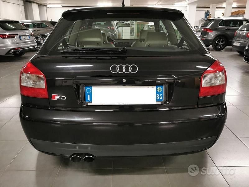 Usata Audi S3 Ambiente 209 CV (153 kW) 2001 Nero Utilitaria