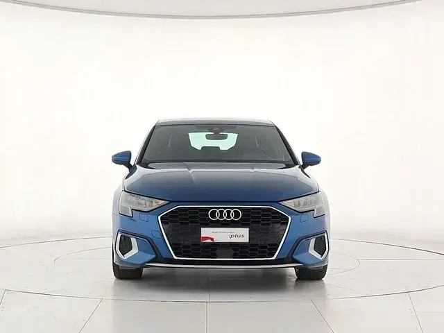 Usata Audi A3 Advanced 116 CV (85 kW) 2022 Blu/azzurro Berlina