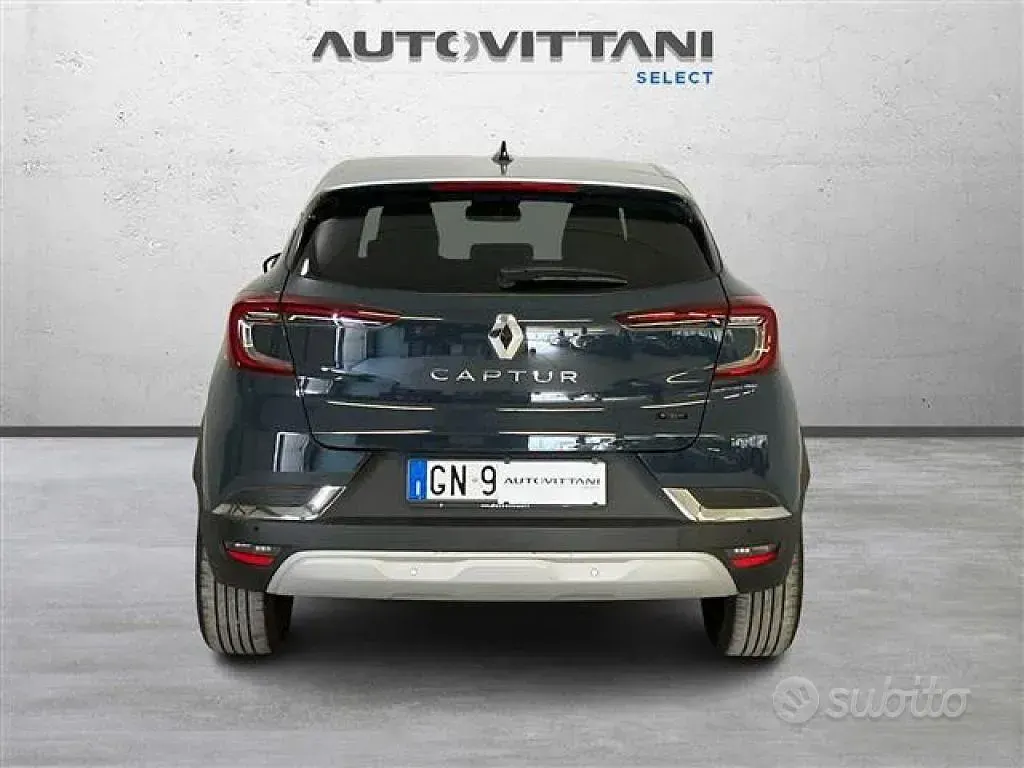 Usata Renault Captur Techno 94 CV (69 kW) 2023 Blu SUV
