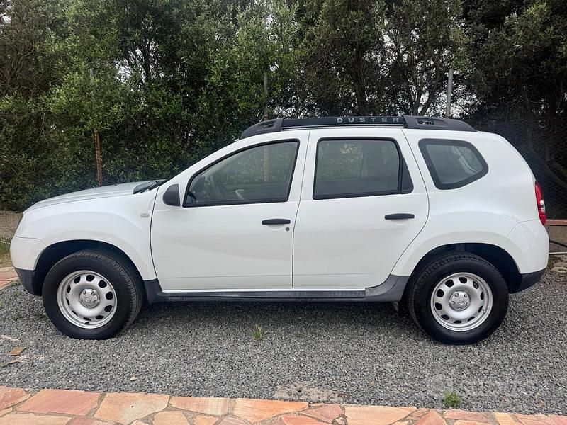 Usata Dacia Duster Lauréate 110 CV (80 kW) 2014 Bianco SUV