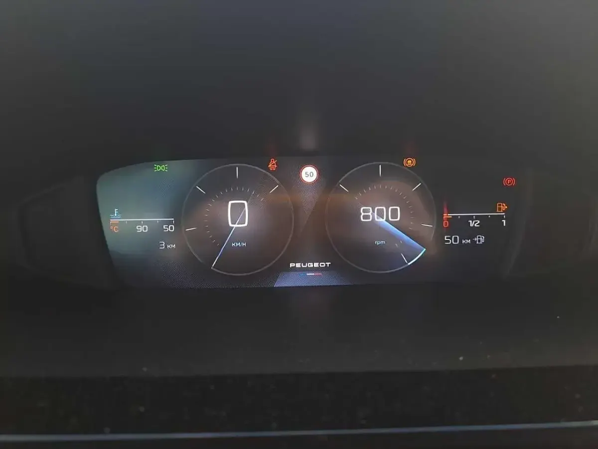 Nuova Peugeot 308 Allure 131 CV (96 kW) 2025 Blu obsession  metallizzato Berlina