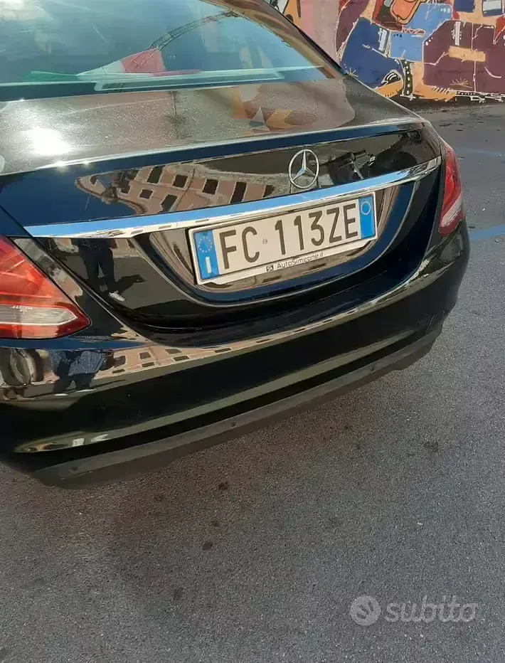 Usata Mercedes C180 Executive 116 CV (85 kW) 2016 Nero Berlina