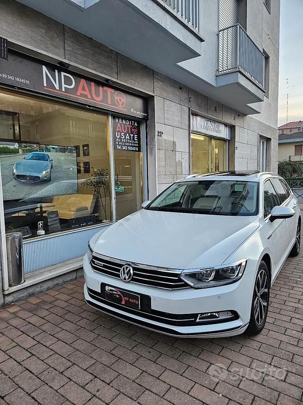 Bianco Usata 2017 VW Passat Business Tre volumi | 15.999 € (Buon prezzo) - Immagine 1/4