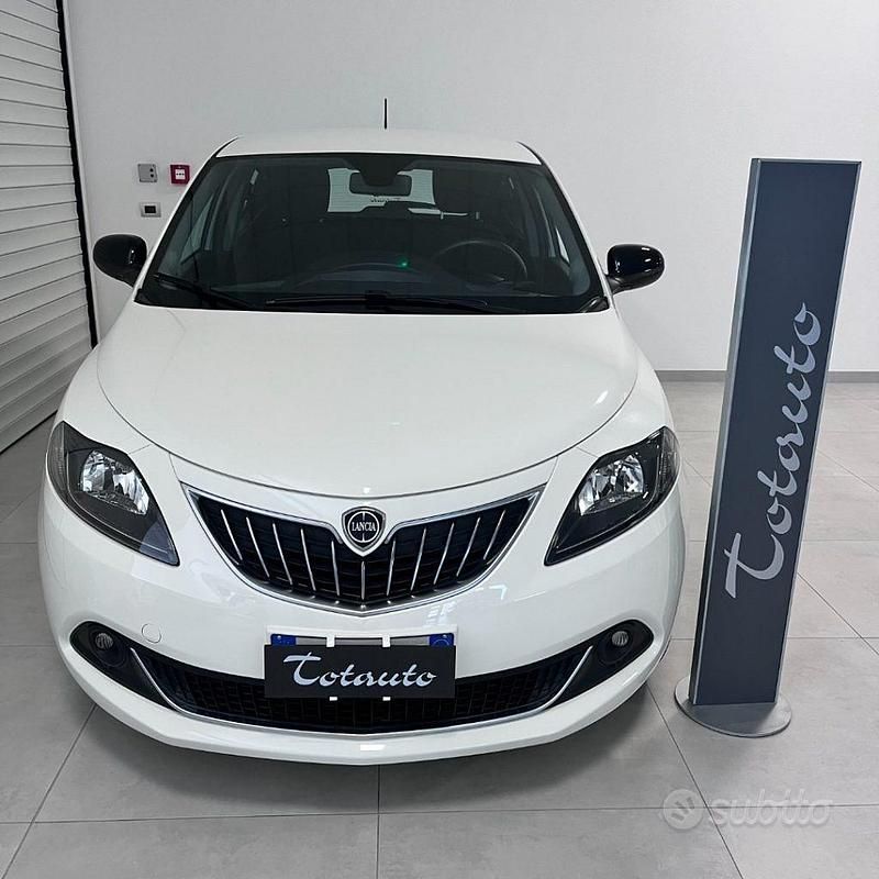Usata Lancia Ypsilon S 69 CV (50 kW) 2021 Bianco Utilitaria
