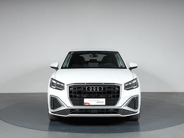 Usata Audi Q2 S-Line 150 CV (110 kW) 2025 Bianco ghiacciaio metallizzato SUV