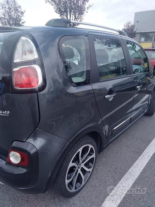 Begagnad Citroën C3 92 HK (67 kW) 2012 Minibuss