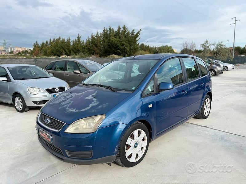 Blu Usata 2006 Ford Focus Tre volumi | 1599 € (Buon prezzo) - Immagine 1/4