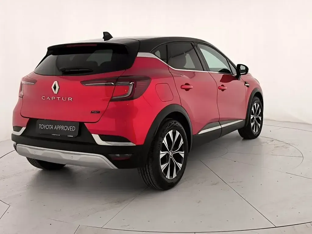 Usata Renault Captur Equilibre 143 CV (105 kW) 2024 Rosso SUV
