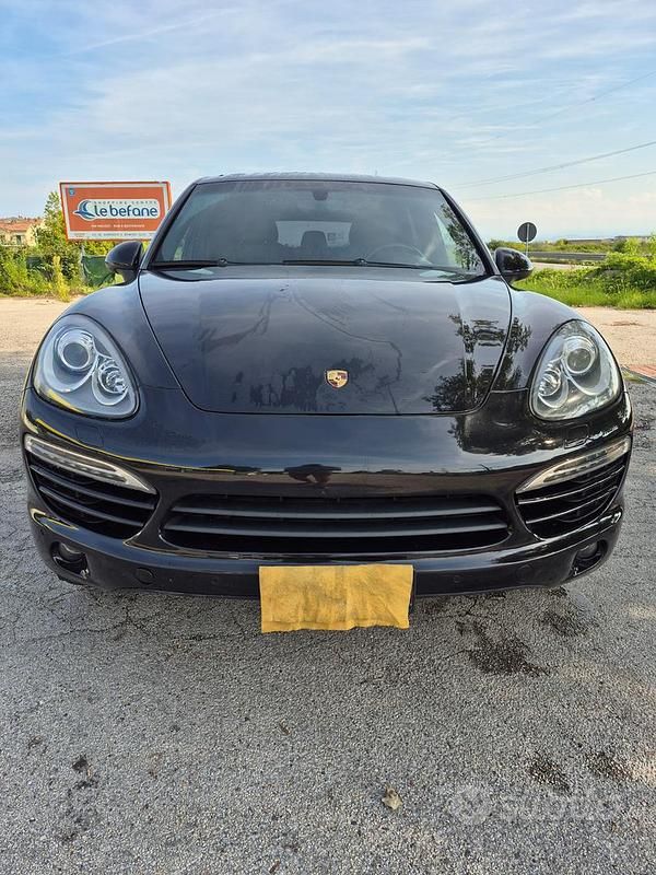 Usata Porsche Cayenne Platinum Edition 382 CV (280 kW) 2013 Nero SUV