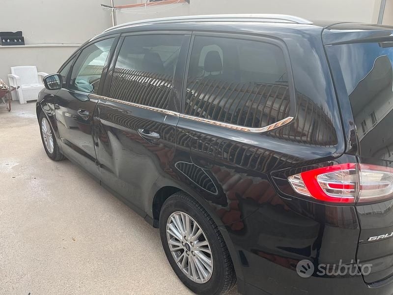 Begagnad Ford Galaxy 2018 Svart Minibuss