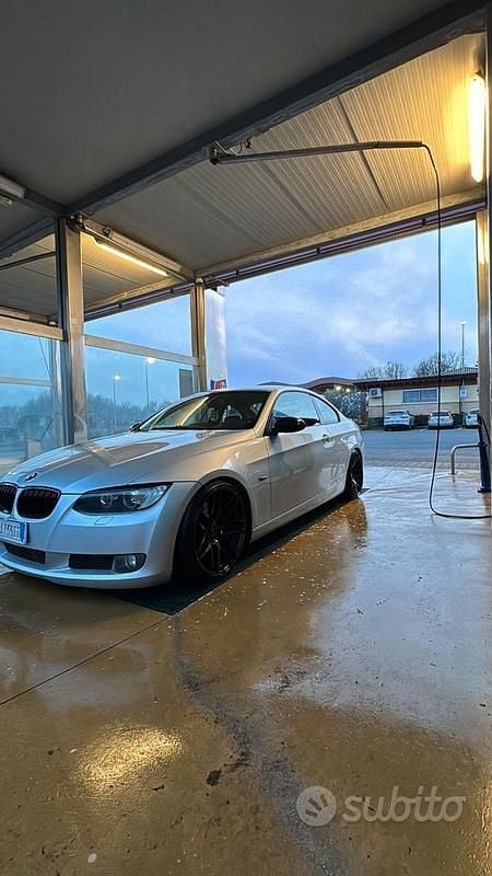 Usata BMW 320 220 CV (161 kW) 2007 Grigio Coupé