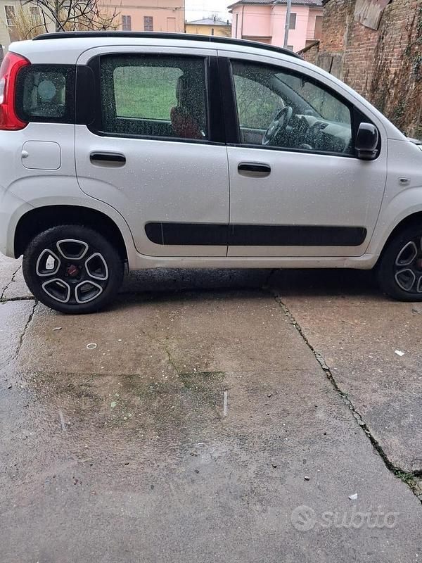 Usata Fiat Panda 84 CV (61 kW) 2015 Berlina