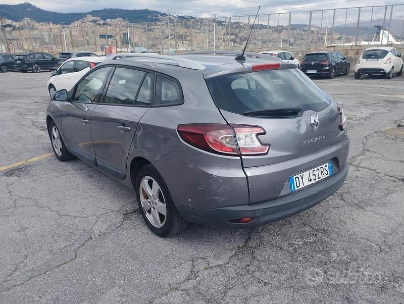 Usata Renault Mégane GrandTour 110 CV (80 kW) 2009 Grigio Station wagon
