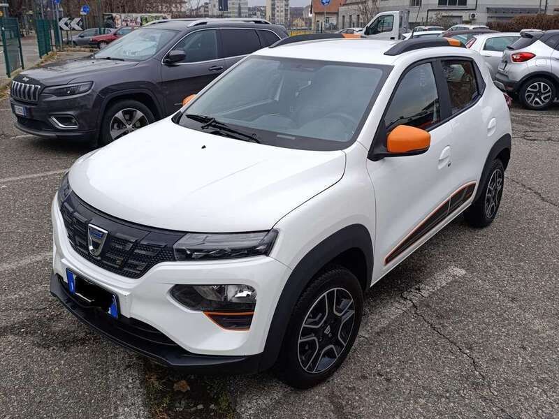 Bianco Usata 2021 Dacia Spring Comfort Plus Due volumi | 8900 € (Buon prezzo) - Immagine 1/4