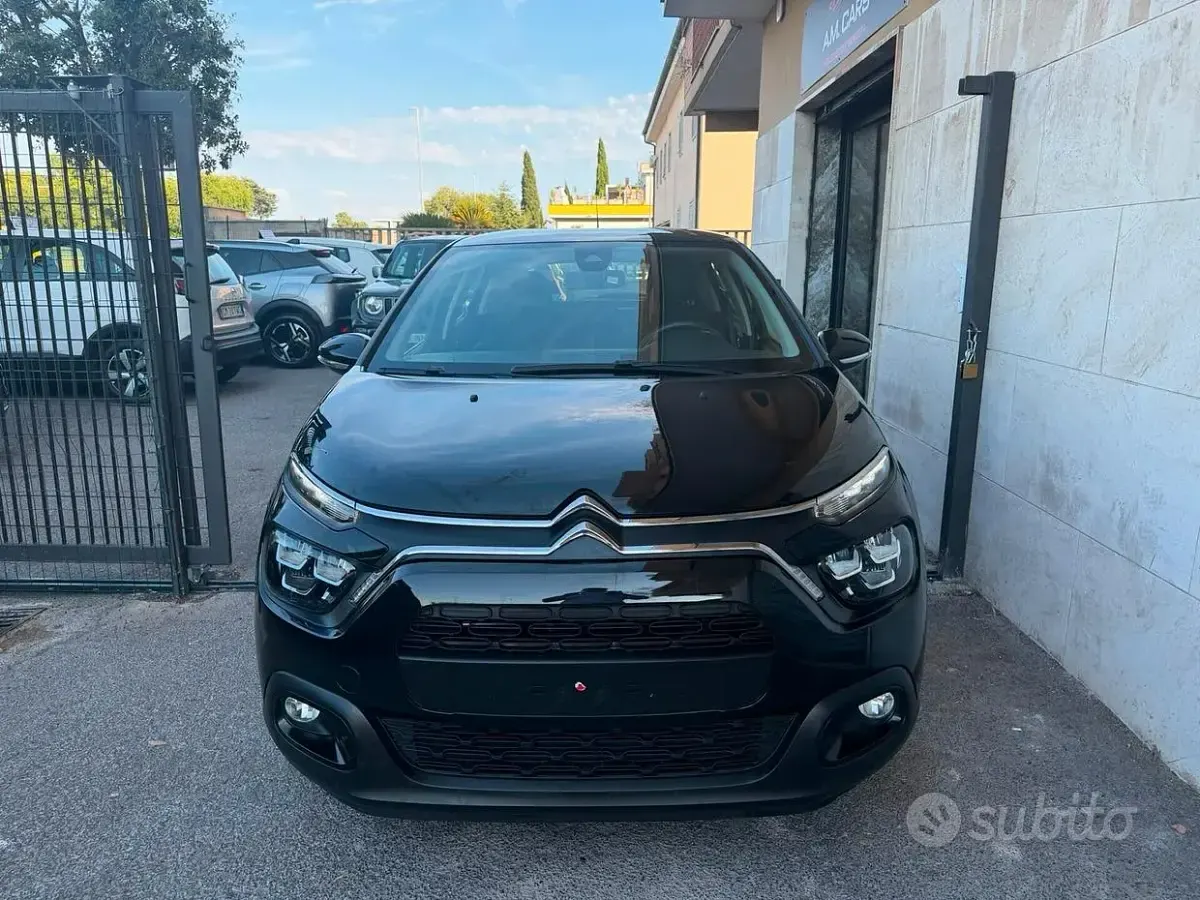 Usata Citroën C3 PureTech 110 CV (80 kW) 2024 Nero Berlina