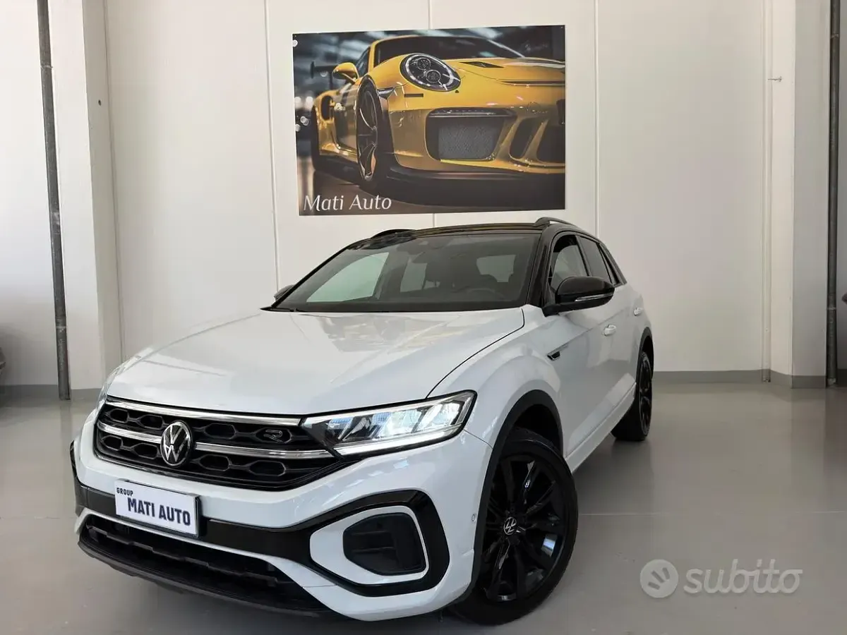 Usata VW T-Roc R-line 150 CV (110 kW) 2023 Bianco SUV
