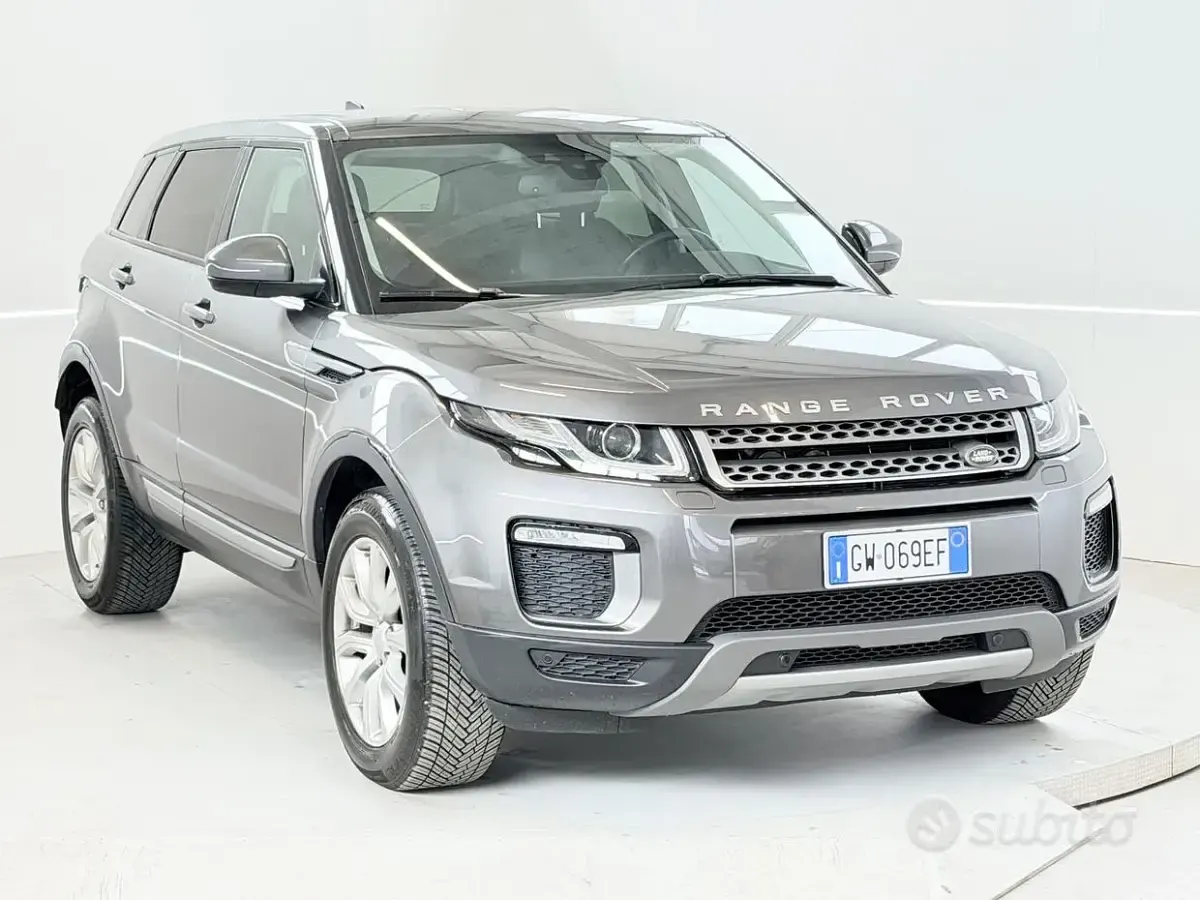 Usata Land Rover Range Rover evoque 150 CV (110 kW) 2017 Grigio SUV
