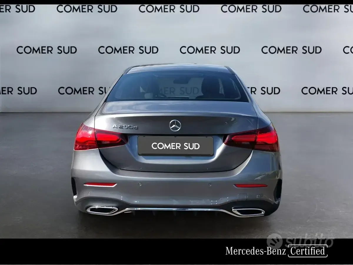 Usata Mercedes A200 AMG Line Premium 150 CV (110 kW) 2023 Grigio Berlina