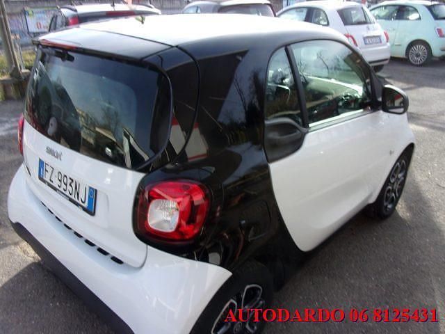 Usata Smart ForTwo Electric Drive Passion 40 kW (55 CV) 2019 Bianco
