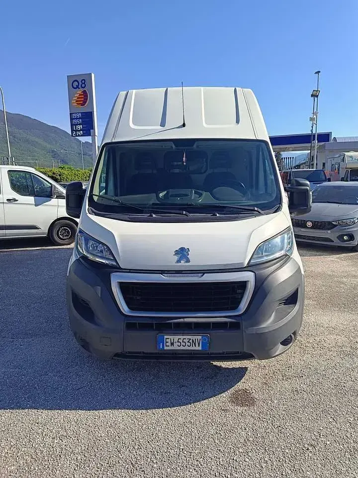 Usata Peugeot Boxer 131 CV (96 kW) 2014 Bianco Furgone
