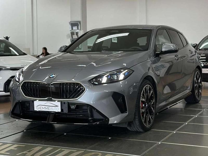 Usata BMW 118 M Sport 150 CV (110 kW) 2025 Grigio Utilitaria