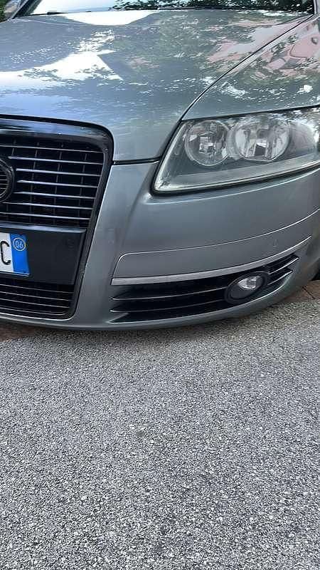 Argento Usata 2006 Audi A6 Station wagon | 2500 € (Buon prezzo) - Immagine 1/4