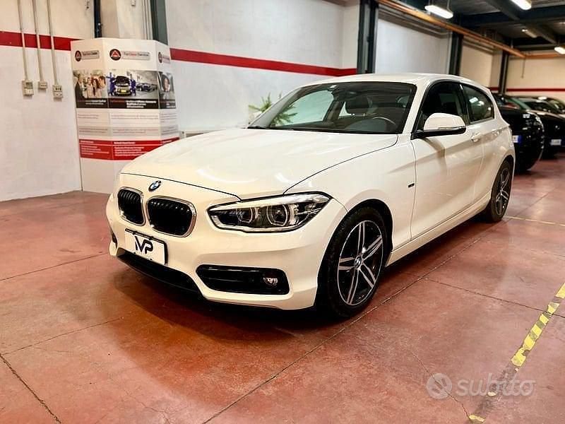 Usata BMW 120 Sport Line 190 CV (139 kW) 2015 Bianco Utilitaria