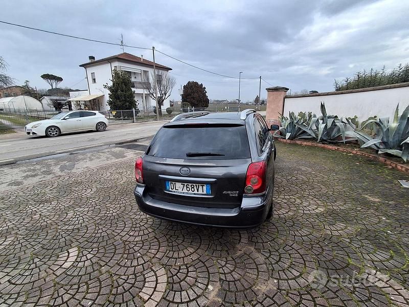 Usata Toyota Avensis 2006 Station wagon