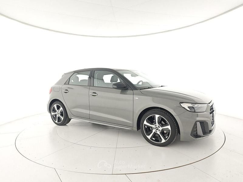 Gray Usata 2025 Audi A1 S-Line Tre volumi | 28.300 € (Buon prezzo) - Immagine 1/4