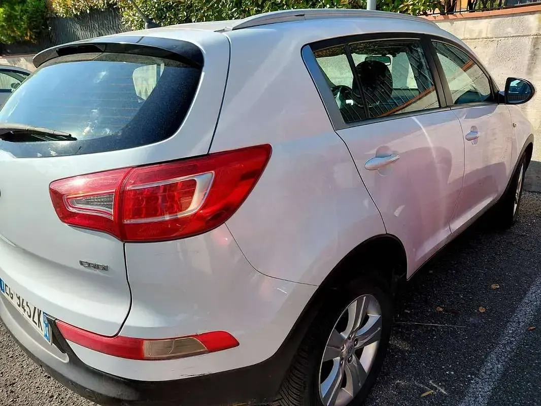 Usata Kia Sportage Active 116 CV (85 kW) 2011 Bianco SUV