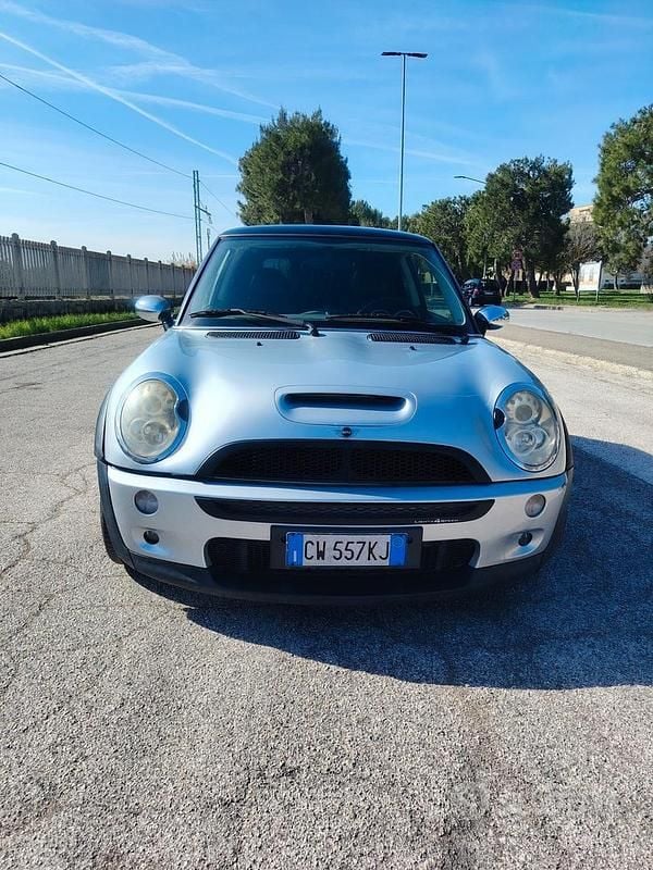 Usata Mini Cooper S 169 CV (124 kW) 2005 Grigio Utilitaria