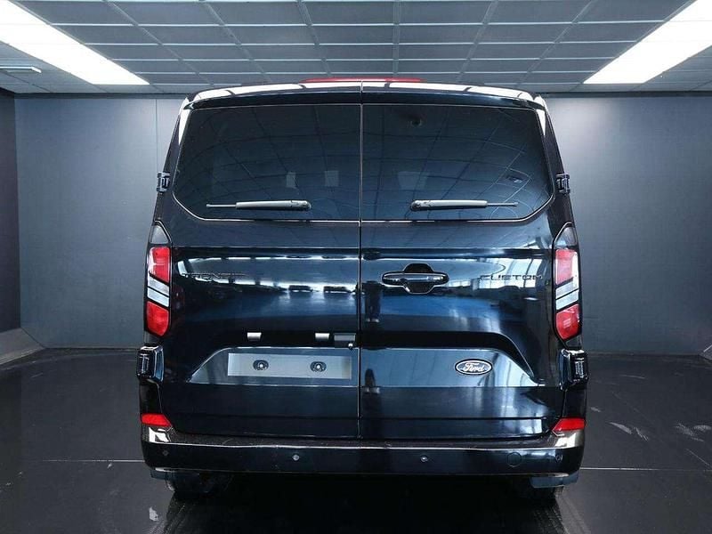 Usata Ford Transit Custom Titanium 136 CV (100 kW) 2025 Nero Station wagon