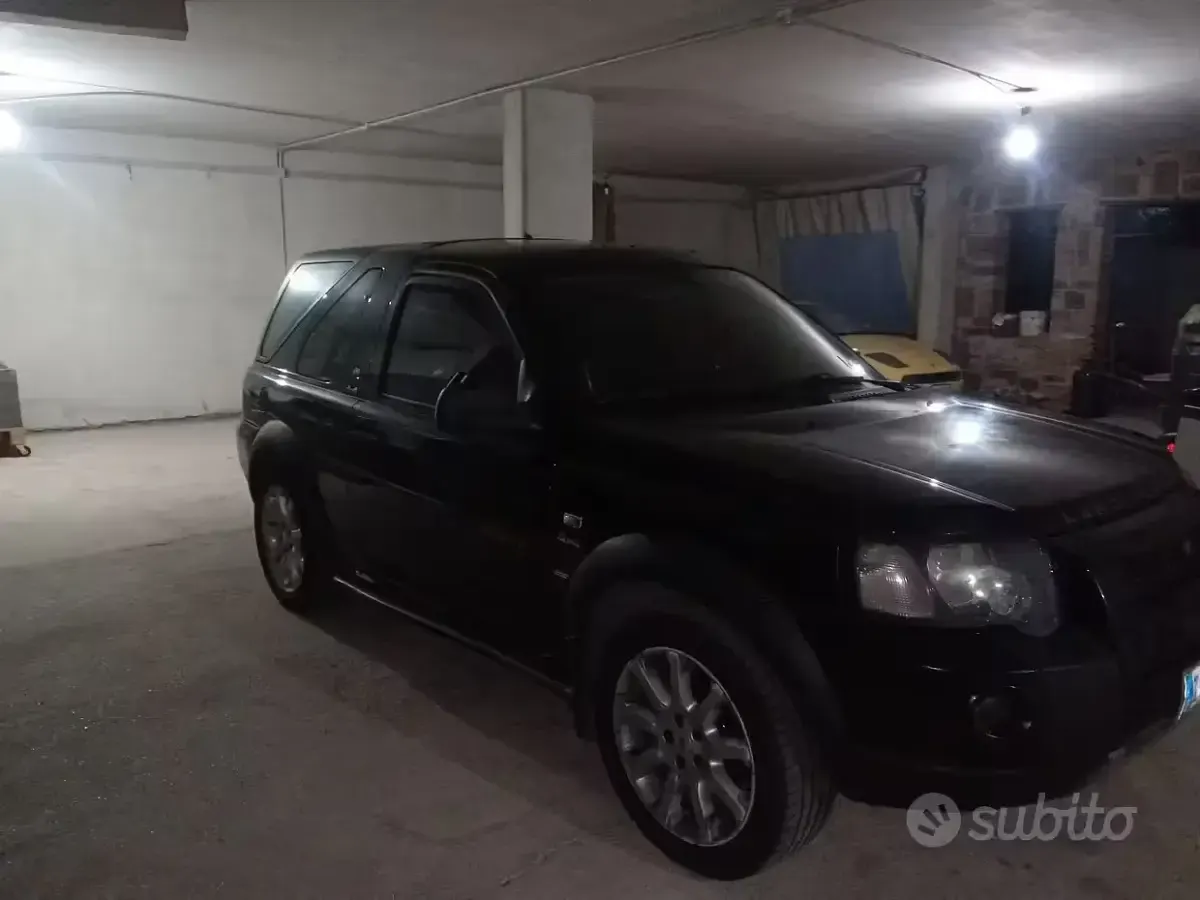 Usata Land Rover Freelander 111 CV (81 kW) 2005 Nero SUV