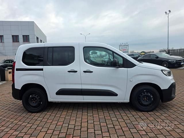 Nuova Fiat Doblò 100 CV (73 kW) 2025 Bianco Monovolume