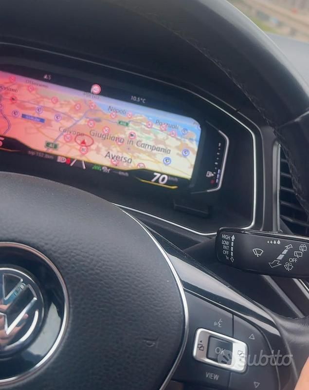 Usata VW T-Roc Advance 2019 Grigio SUV