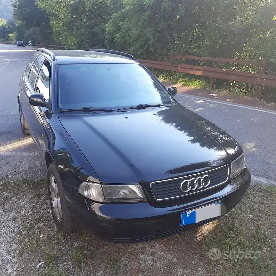Usata Audi A4 90 CV (66 kW) 2000 Nero Station wagon
