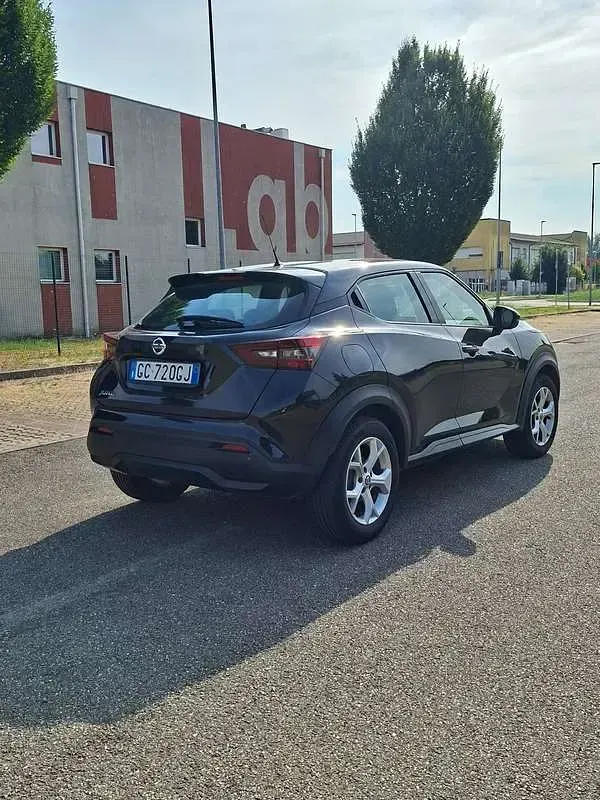 Usata Nissan Juke Acenta 117 CV (86 kW) 2020 Nero SUV